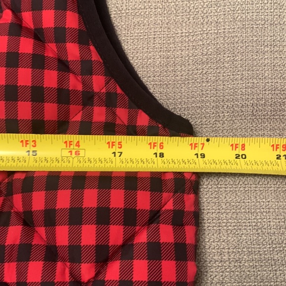 J. Crew Plaid Puffer Vest Checked Checkered Small in Like New Condition - Picture 6 of 11